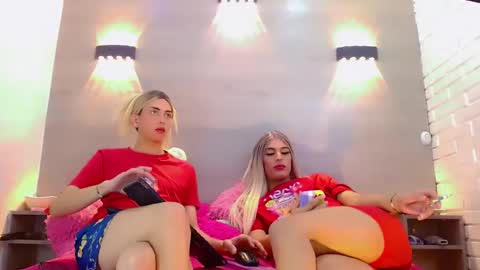 daniela_pink_ online show from January 8, 11:42 pm