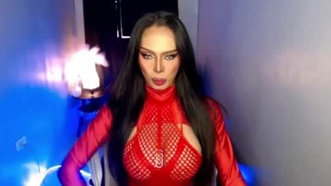 YOUR KINKY MISTRESS MADRIANA online show from April 16, 5:41 am