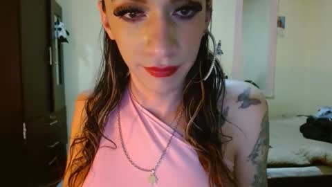 dayanna_01_ online show from April 20, 10:33 pm