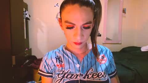 dayanna_01_ online show from May 30, 7:34 pm