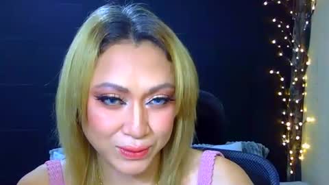 stephaniechim online show from June 3, 11:22 am