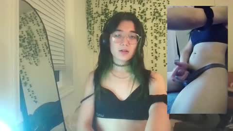 deciduousdoll online show from September 22, 6:08 am