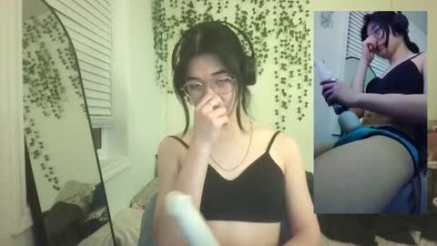 deciduousdoll online show from September 27, 7:28 am