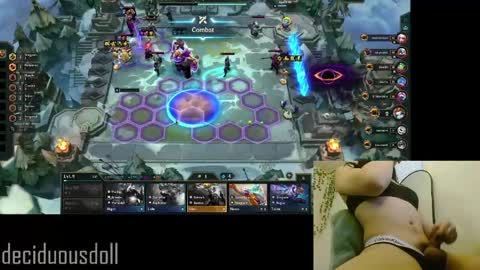 deciduousdoll online show from April 26, 12:52 am