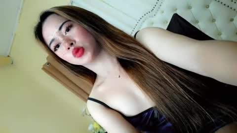 Sophie online show from April 20, 3:52 am