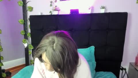 Maki  online show from July 28, 4:39 pm