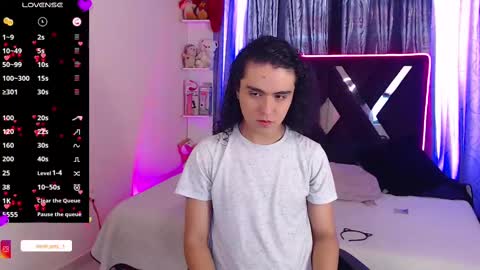 derek grey online show from March 10, 4:14 pm