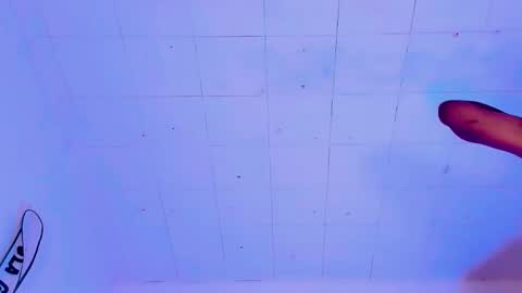 Naomy  online show from September 19, 5:24 am