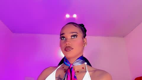 Naomy  online show from November 12, 3:19 am