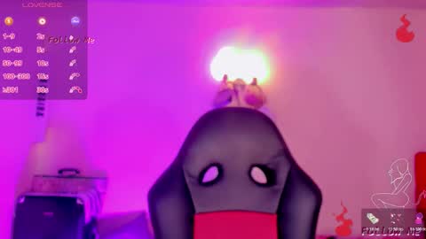 Naomy  online show from February 4, 3:22 am