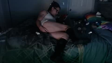 dirtygurl417898 online show from November 23, 9:44 am