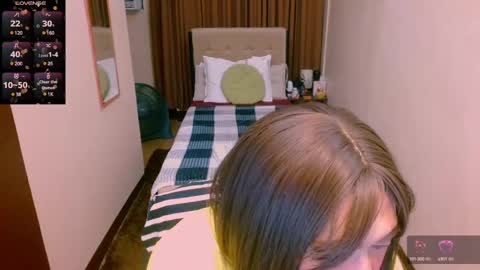 Snapshot of dominantcumeater chatting on February 25, 3:42 am Natalia online show from February 25, 3:42 am
