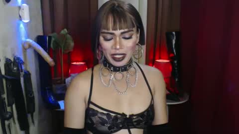 diana online show from April 6, 7:58 pm