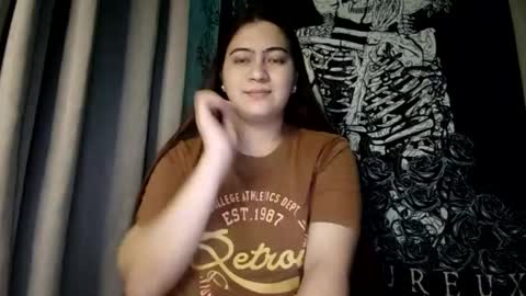 Snapshot of dreamycreamyst chatting on February 20, 7:12 am dreamycreamyst online show from February 20, 7:12 am