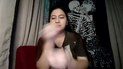 Snapshot of dreamycreamyst chatting on March 9, 11:35 pm dreamycreamyst online show from March 9, 11:35 pm