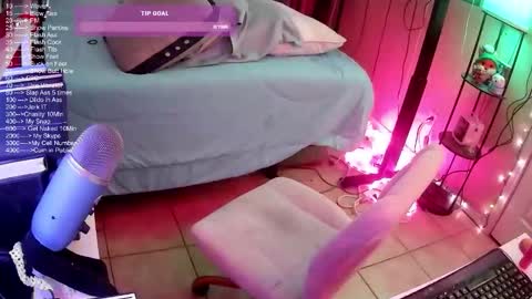 DvaDaisy online show from February 27, 11:33 pm