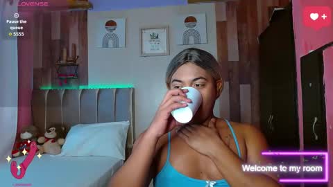 eletrabrowns online show from October 27, 7:55 pm