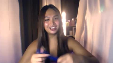 ellie online show from May 17, 8:36 am