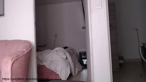 emilianita online show from November 22, 4:36 am