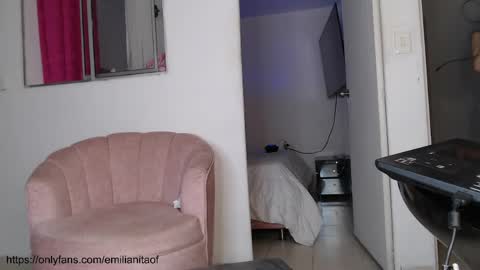 emilianita online show from June 1, 3:30 am