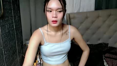 emma_glow69 online show from February 4, 6:56 pm