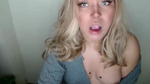 YourDreamGirl Emma  online show from September 21, 6:08 am