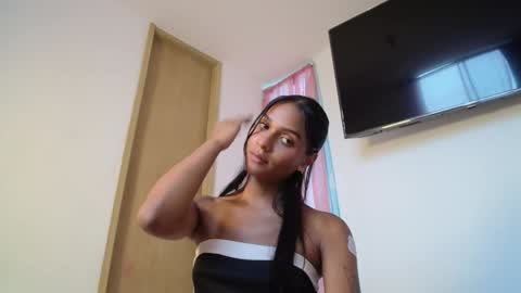 emmily online show from February 5, 10:12 pm