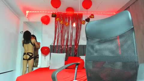 erick_tabares online show from February 15, 6:02 am