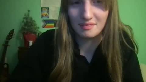 Snapshot of esthergreyplus chatting on January 30, 2:06 am Esther Grey online show from January 30, 2:06 am