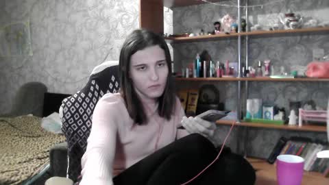 Eva The Princess online show from April 9, 3:40 pm