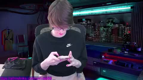 Vivi online show from March 11, 5:44 am