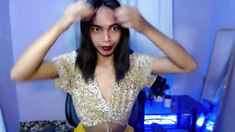 Lixe online show from December 22, 1:34 am