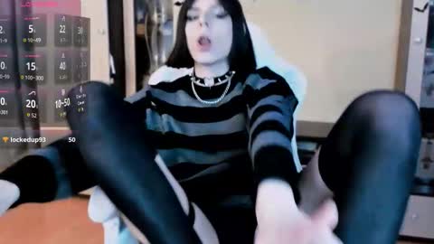 Alexa online show from December 3, 3:38 pm