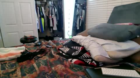 Allie North online show from December 20, 1:22 pm