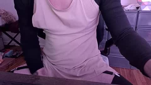 femme_mystique online show from November 6, 9:09 am