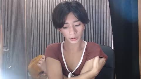 fiona908995 online show from December 16, 8:25 pm