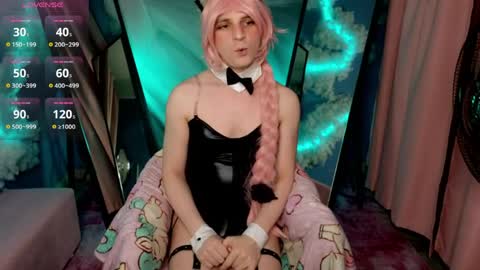 Fox online show from April 3, 8:29 pm