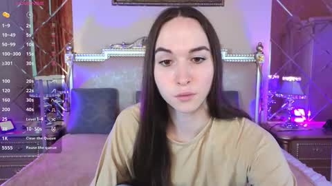Snapshot of foxxy_girl_ chatting on October 14, 6:36 am Katy online show from October 14, 6:36 am
