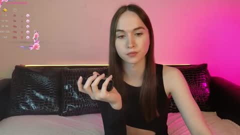 Snapshot of foxxy_girl_ chatting on October 15, 6:46 am Katy online show from October 15, 6:46 am
