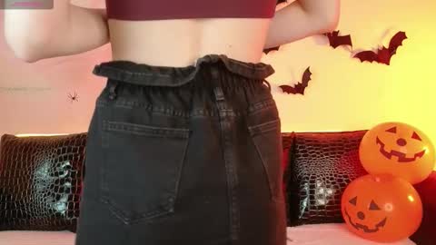 Snapshot of foxxy_girl_ chatting on October 18, 7:01 am Katy online show from October 18, 7:01 am