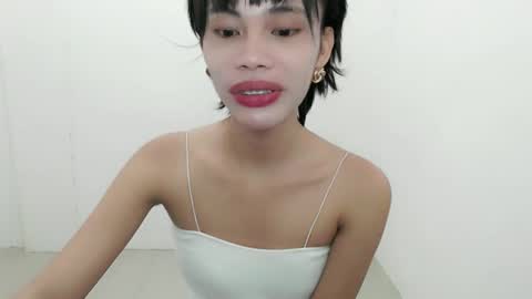 Snapshot of fuckingsexy143 chatting on September 10, 12:31 am fuckingsexy143 online show from September 10, 12:31 am