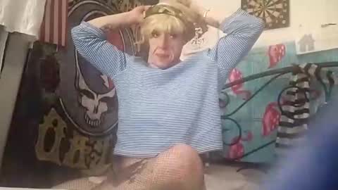 gabbybaby88 online show from January 1, 6:38 pm