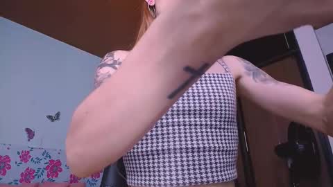 Snapshot of gabbyhills_ chatting on February 4, 8:49 pm Gabby online show from February 4, 8:49 pm