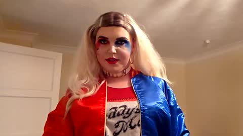 gemmaquinzel online show from October 31, 9:23 pm