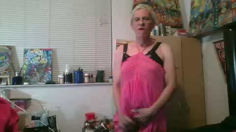 giovanna132008 online show from November 23, 3:41 am