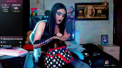 girl_skiny_x online show from October 22, 3:30 am
