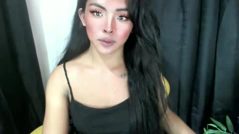 queen ronna online show from December 6, 11:08 pm
