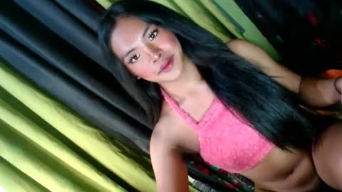 queen ronna online show from January 24, 5:21 pm