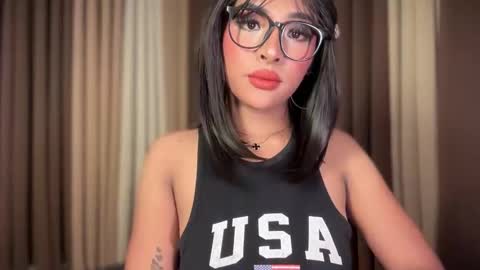 queen ronna online show from April 20, 7:43 am