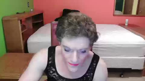 glam trans goddess online show from March 18, 10:42 pm